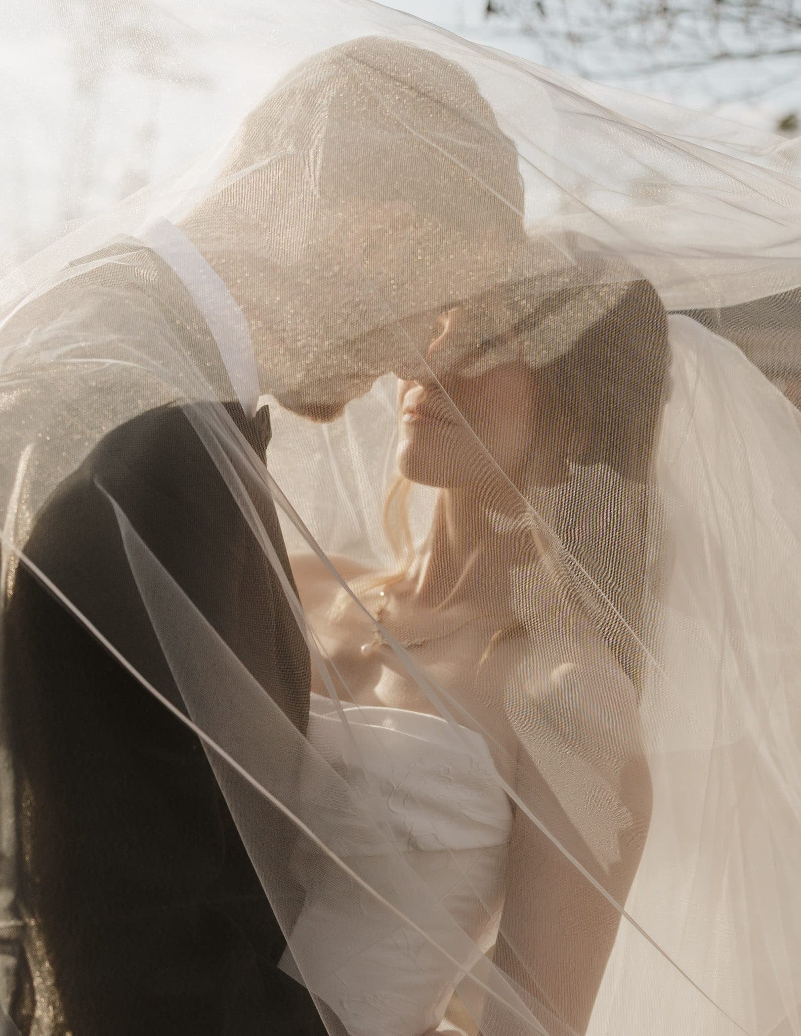 What should I Expect from my wedding photography package?